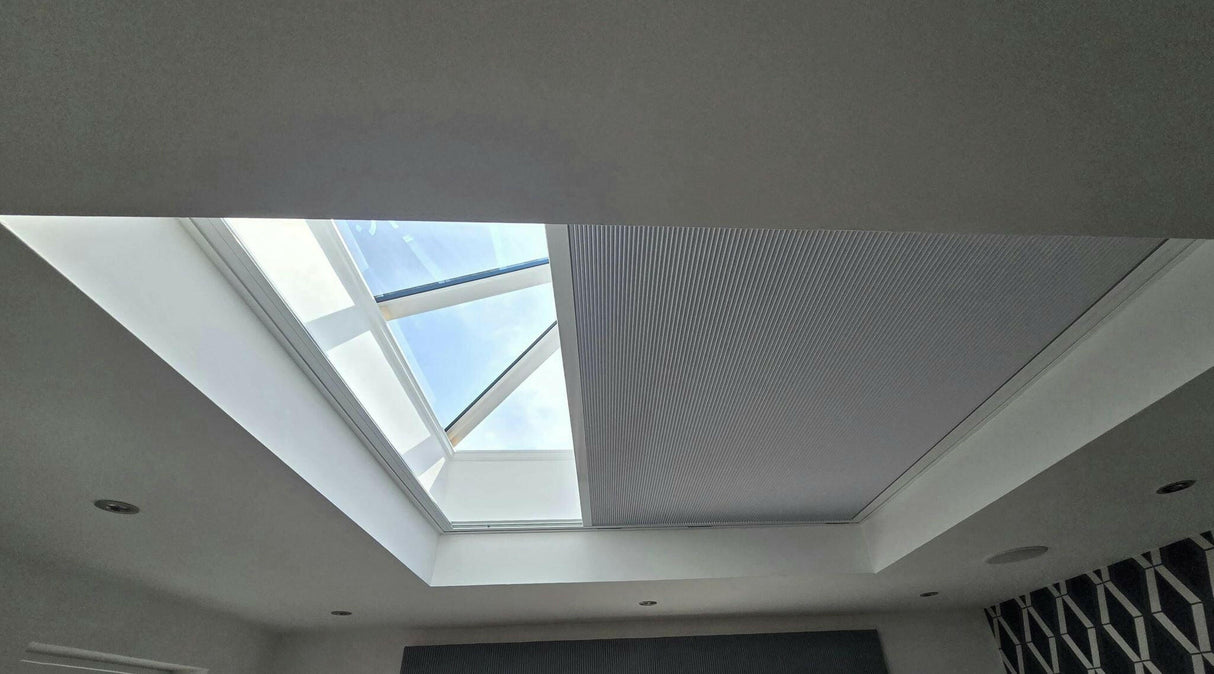 600 x 600 mm LD Electric Blinds for Flat / Pitched Roof Skylights & Roof Lanterns.