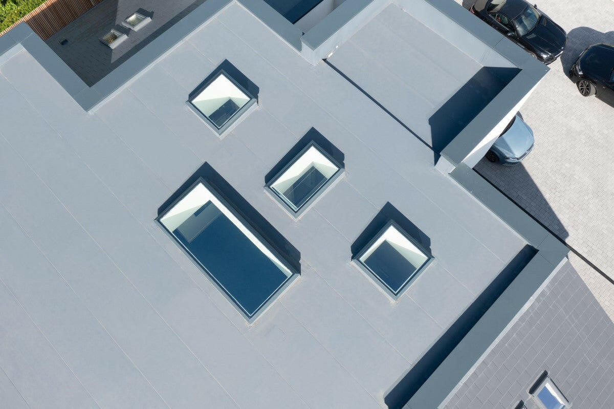 600 x 1200 mm Brett Martin Manual Opening Flat Roof Skylight.
